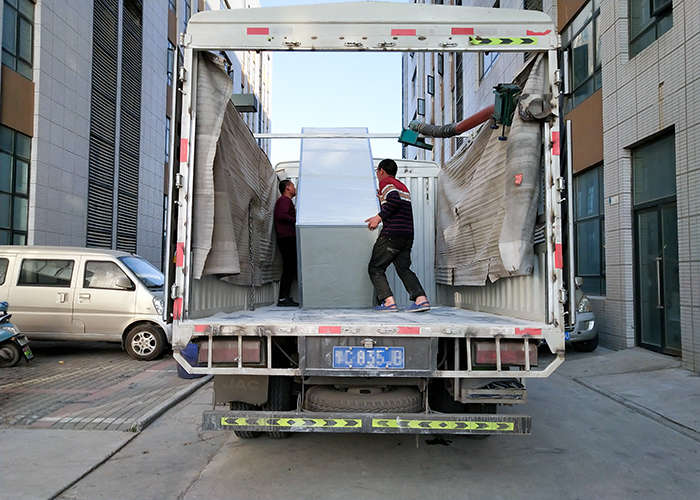 樂陵某食品公司采購(gòu)304雙吹感應(yīng)互鎖風(fēng)淋室